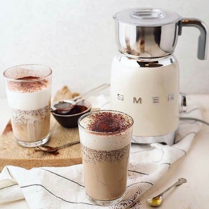 Smeg Montalatte 50's Style panna