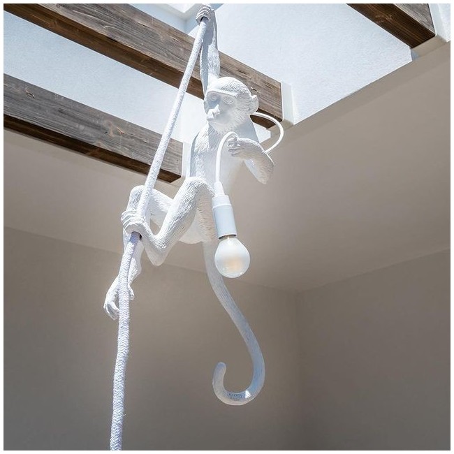 LAMPADA IN RESINA "MONKEY LAMP" Cm.37x25 h.76,5 -