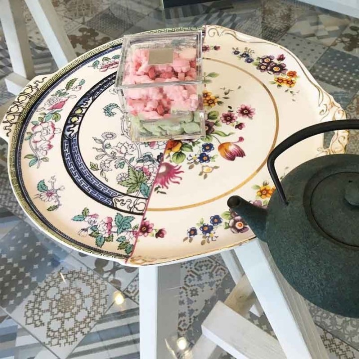 Seletti Vassoio rotondo Hybrid Dorotea in porcellana Ø 35 cm