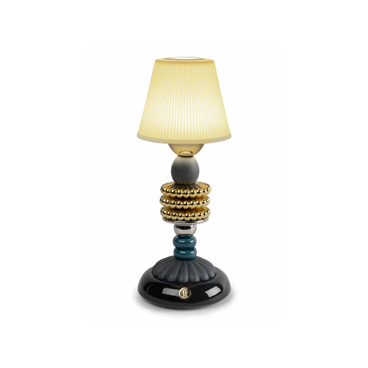 Lampada Lladrò by Olga Hanono