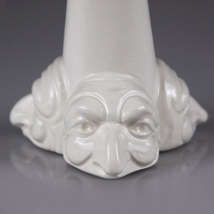 Macrì Corno bianco con tre facce alto 25 cm