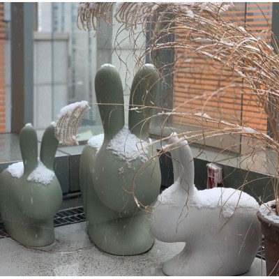 Rabbit Chair 2