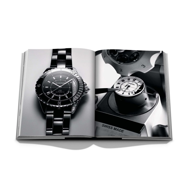 CHANEL 3-BOOK SLIPCASE (NEW EDITION)