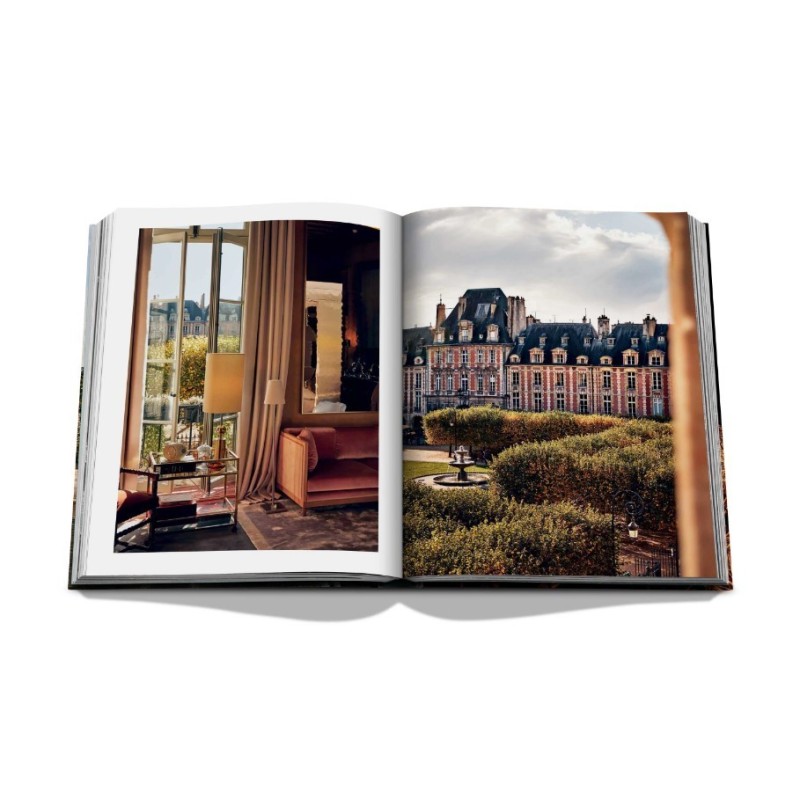 PARIS CHIC