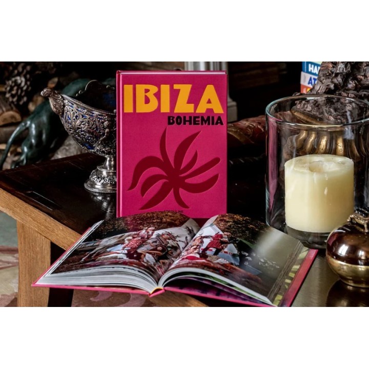Assouline Libro Ibiza Bohemia copertina in seta