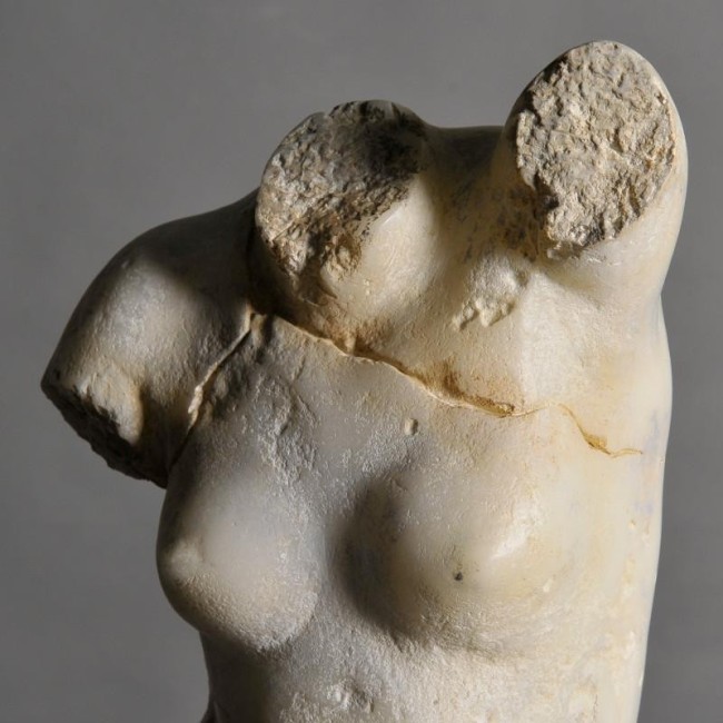 NUDO VENUS SCULTURA