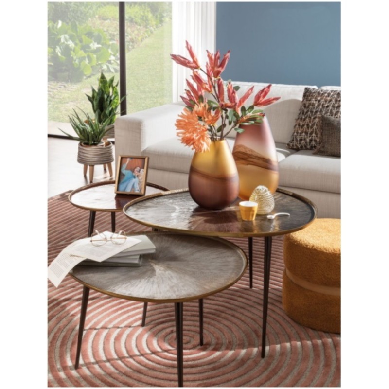 Tavolino Grande in Alluminio Smaltato – L’Oca Nera