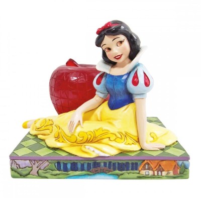 SNOW WHITE WITH APPLE