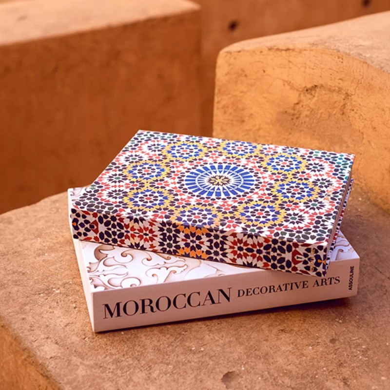 MOROCCAN DECORATIVE ARTS