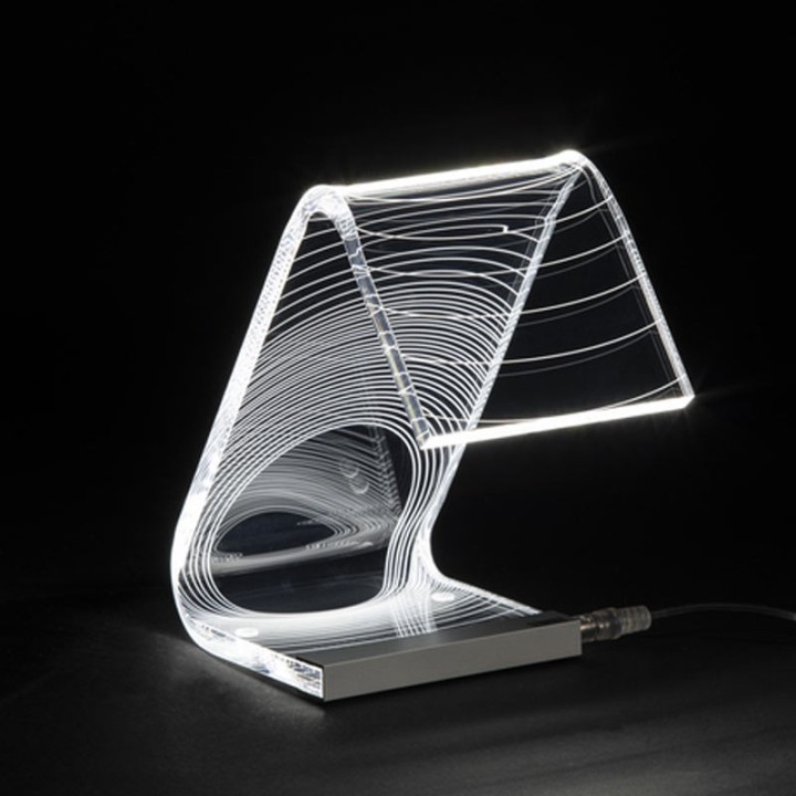 Vesta Lampada Eclisse piccola LED alta 19 cm