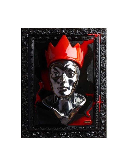 QUADRO TESTA STREGA SMALTATA CON CORNICE 