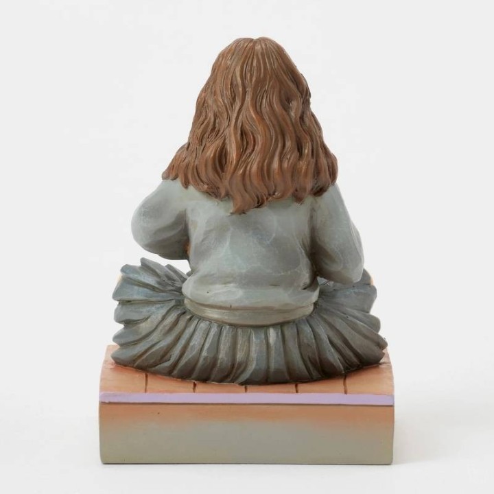 Enesco Jim Shore Hermione con libri