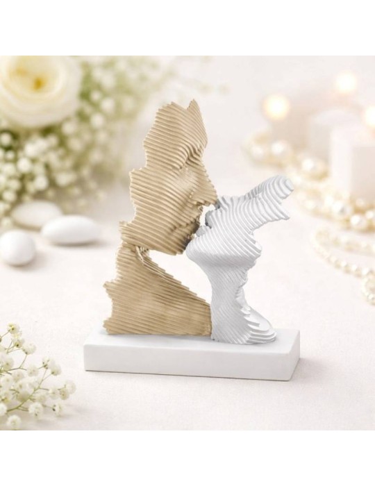 Scultura Bacio Stilizzato Nocciola Bianco...