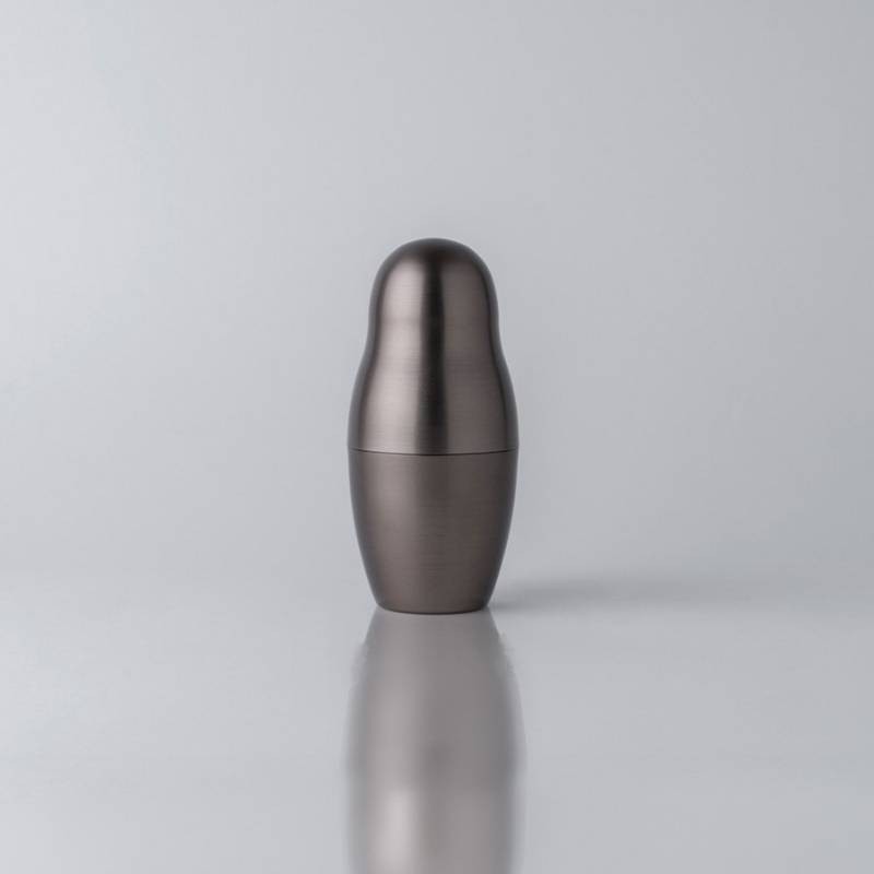 Matrioska Bronze Shaker KnIndustrie in Alluminio Anodizzato Design Lara Caffi