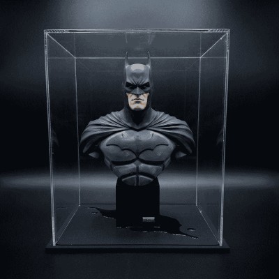 Teca Espositiva d'Autore con Scultura Busto "Batman" in...