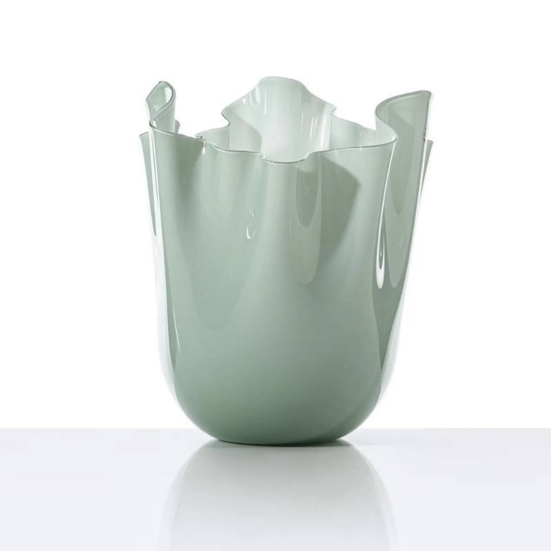 Venini – Vaso Fazzoletto in Vetro Soffiato Opalino colore Verde Rio (H 13,5 cm)