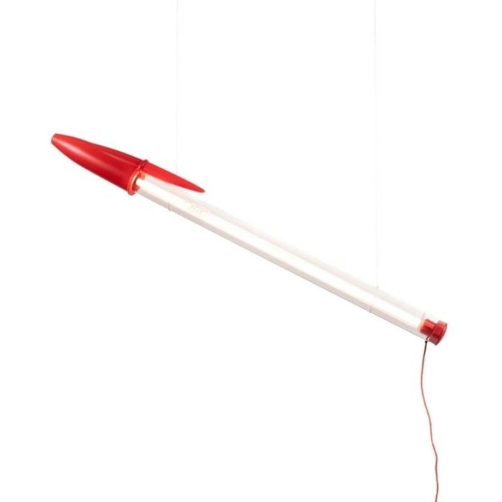 Seletti Lampada BIC rossa di Mario Paroli