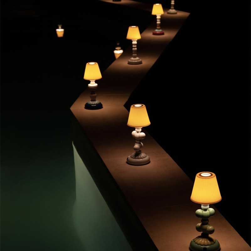Lladrò Lampada da tavolo Firefly Cactus bianca...
