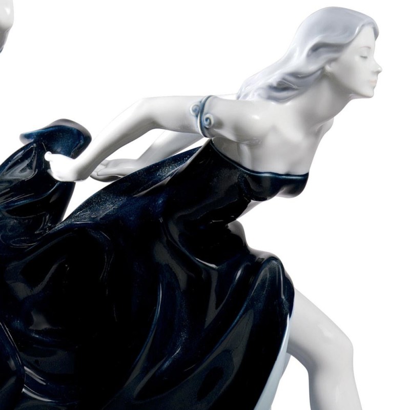 Lladrò Statua donne Arriva la Notte in...