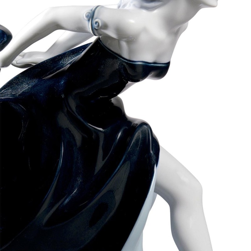 Lladrò Statua donne Arriva la Notte in...
