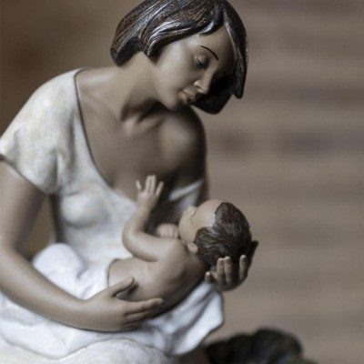 Lladrò Statua Madre Legami materni in porcellana handmade 2