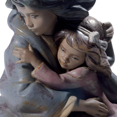 Lladrò Statua bimbe Sorelle timorose in porcellana handmade 2