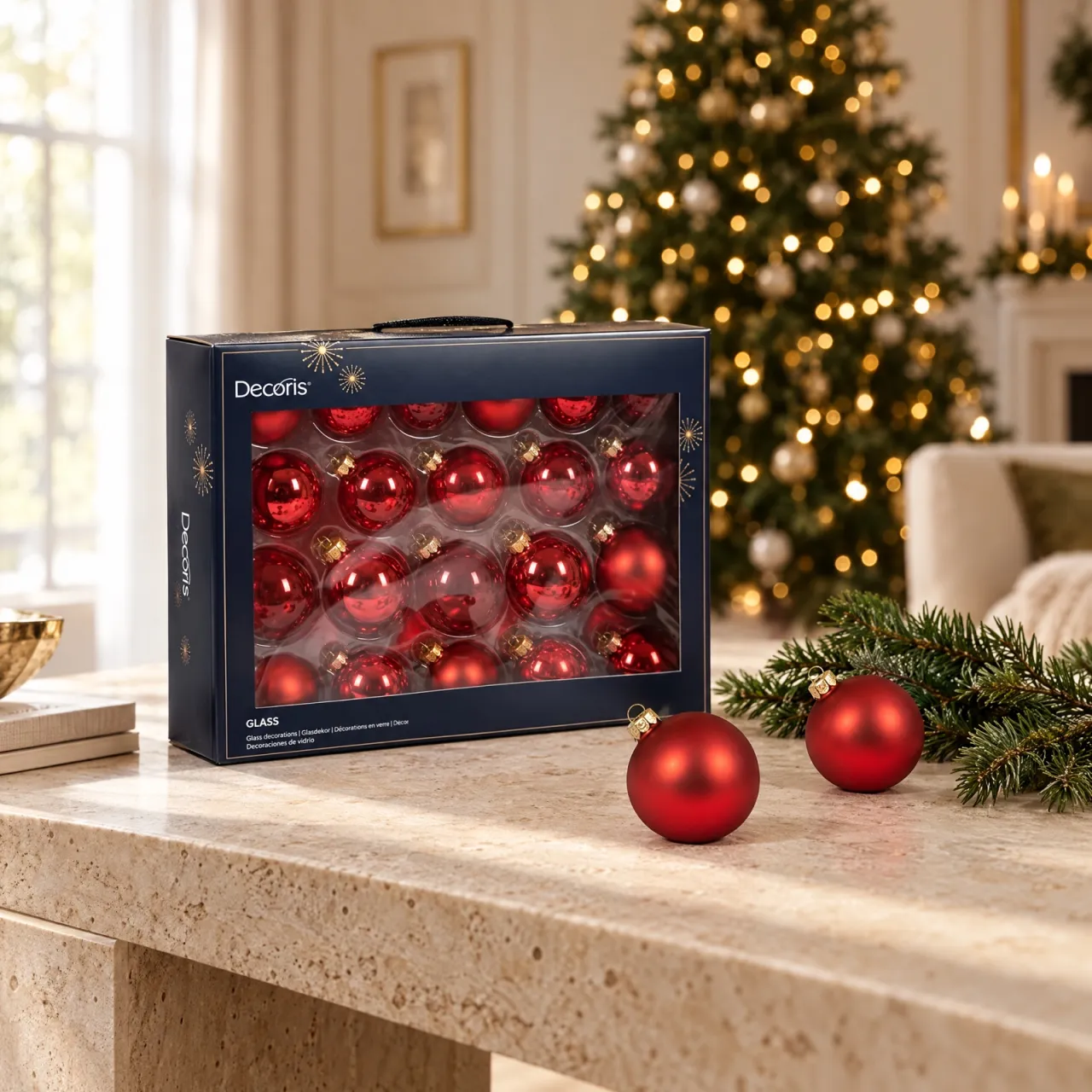 Kit di palline di Natale rosse in omaggio con l'albero